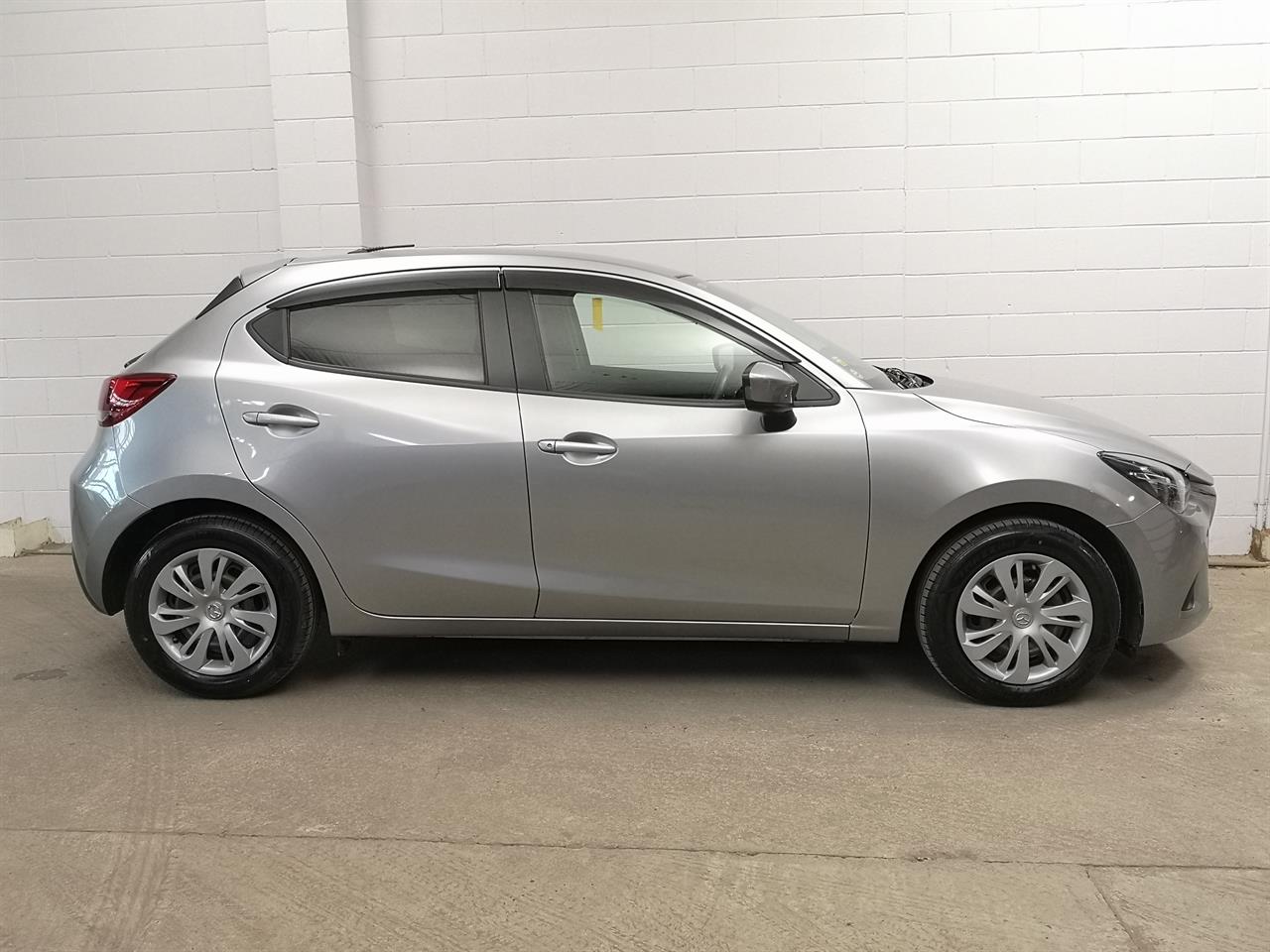 2016 Mazda Demio
