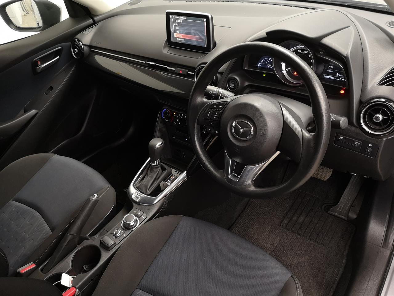 2016 Mazda Demio