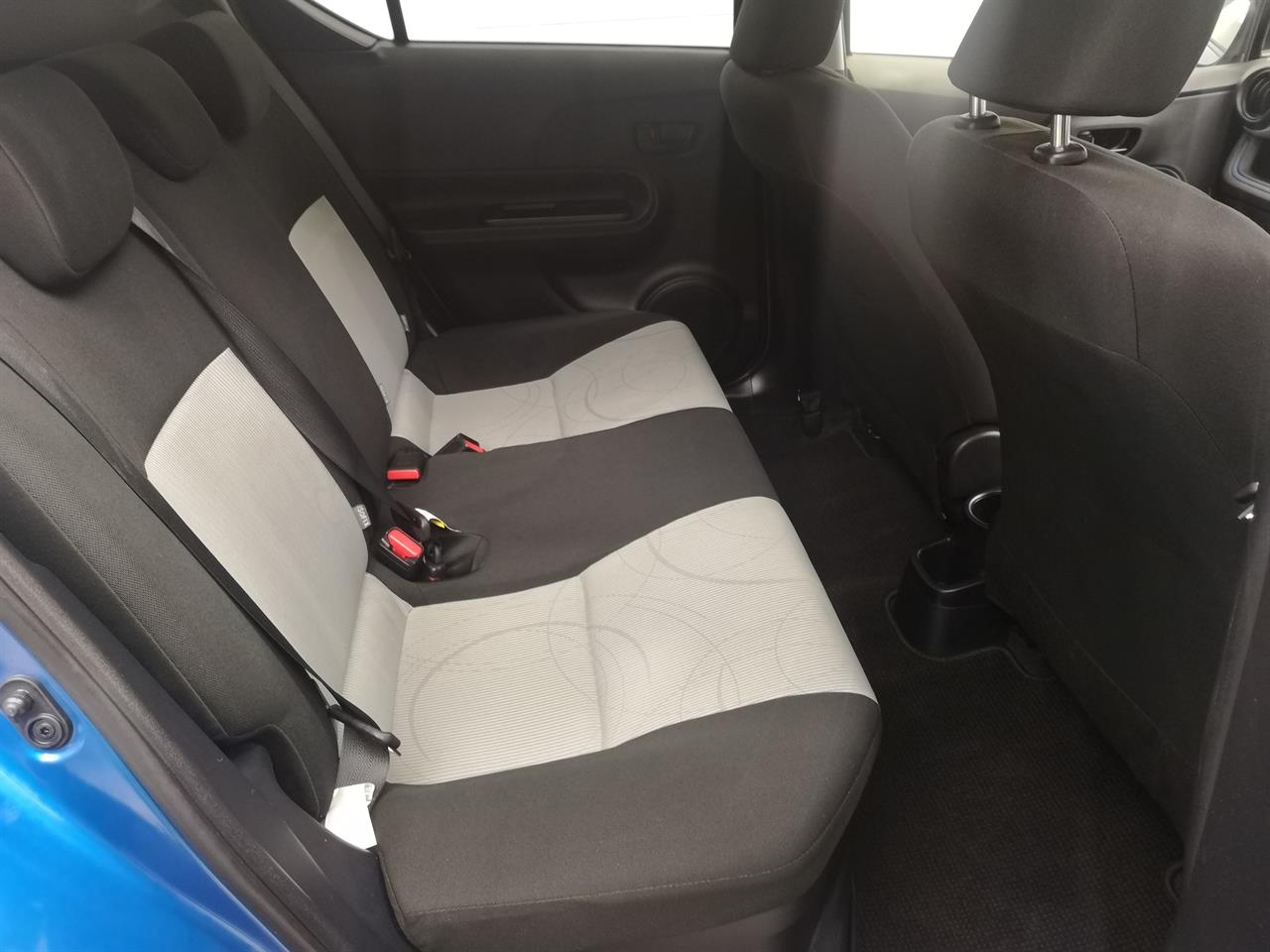 2014 Toyota Aqua