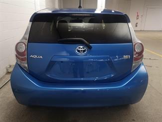 2014 Toyota Aqua - Thumbnail