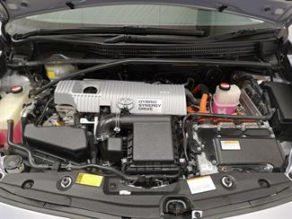 2014 Toyota Prius - Thumbnail