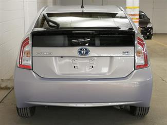2014 Toyota Prius - Thumbnail
