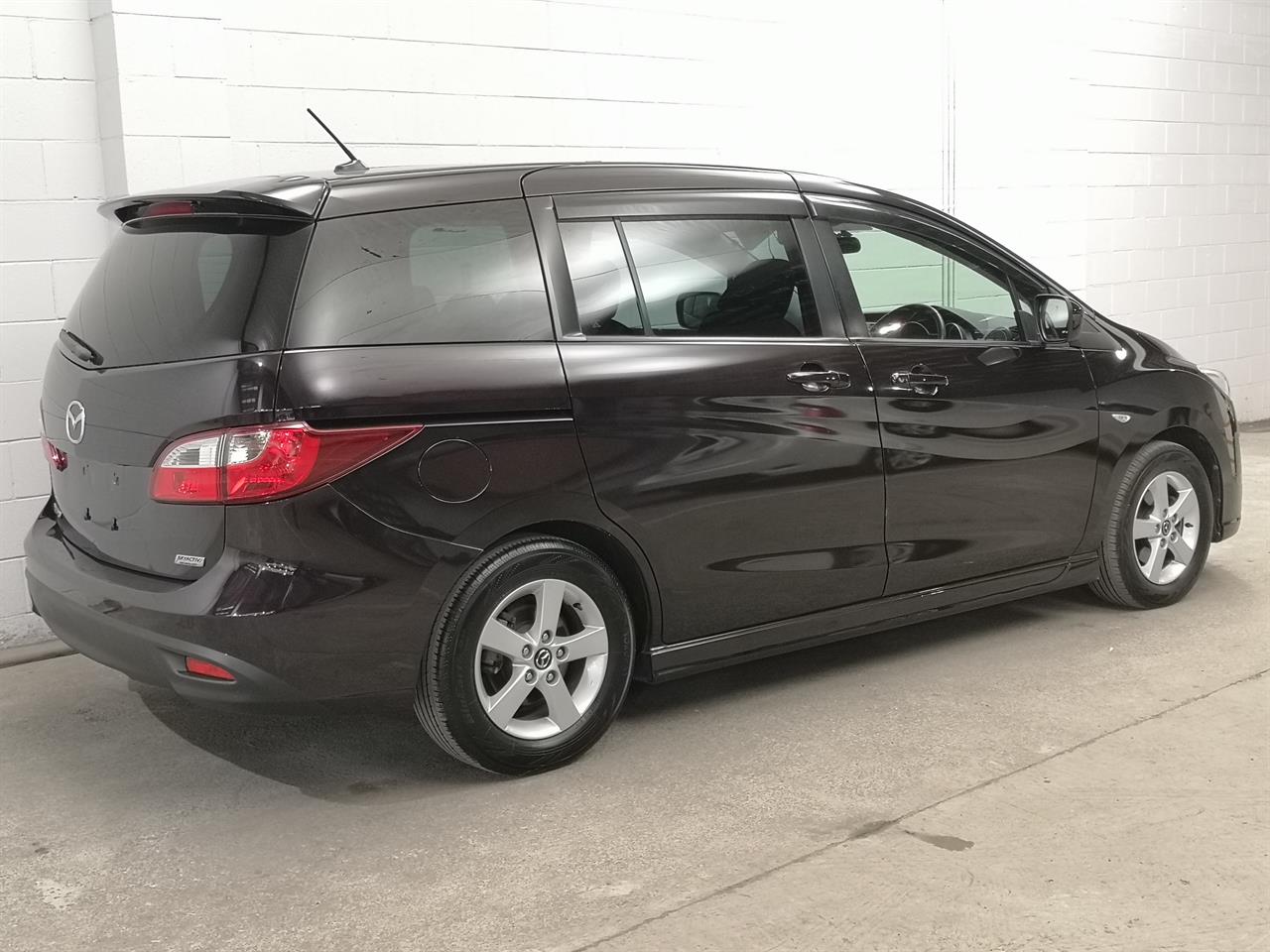 2017 Mazda Premacy