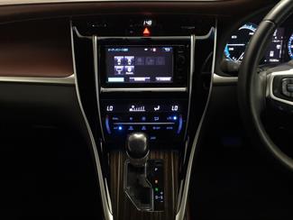 2014 Toyota Harrier - Thumbnail