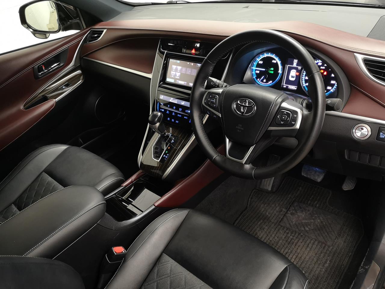 2014 Toyota Harrier
