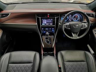 2014 Toyota Harrier - Thumbnail