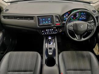 2015 Honda Vezel - Thumbnail