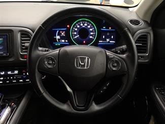 2015 Honda Vezel - Thumbnail
