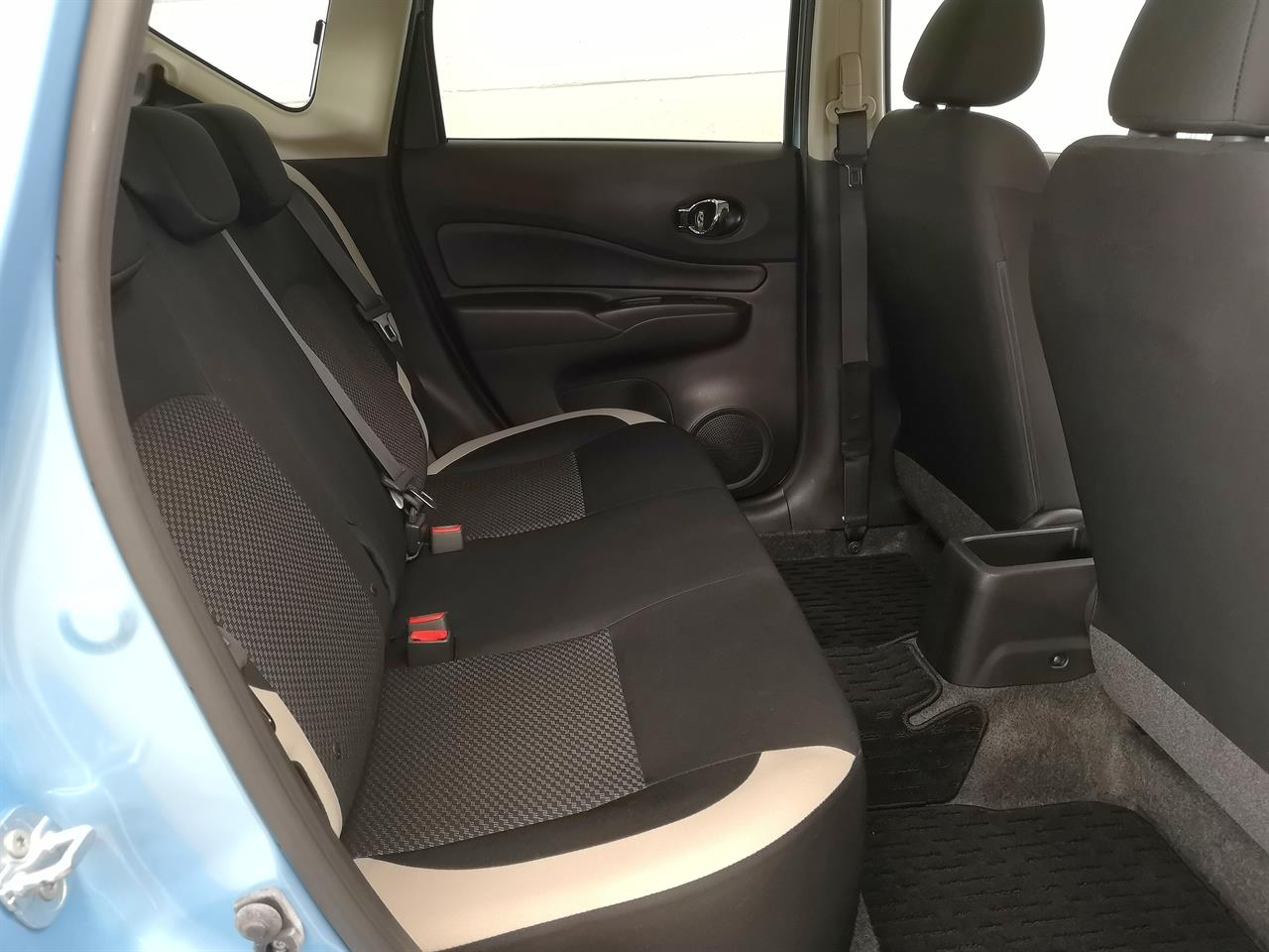 2017 Nissan Note