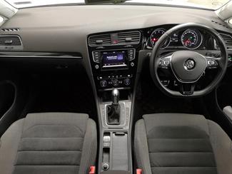 2013 Volkswagen Golf - Thumbnail
