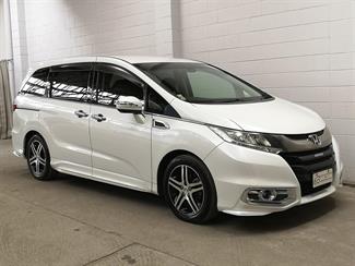 2015 Honda Odyssey - Thumbnail