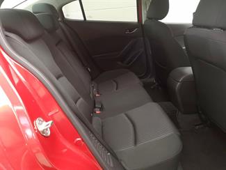 2015 Mazda Axela - Thumbnail