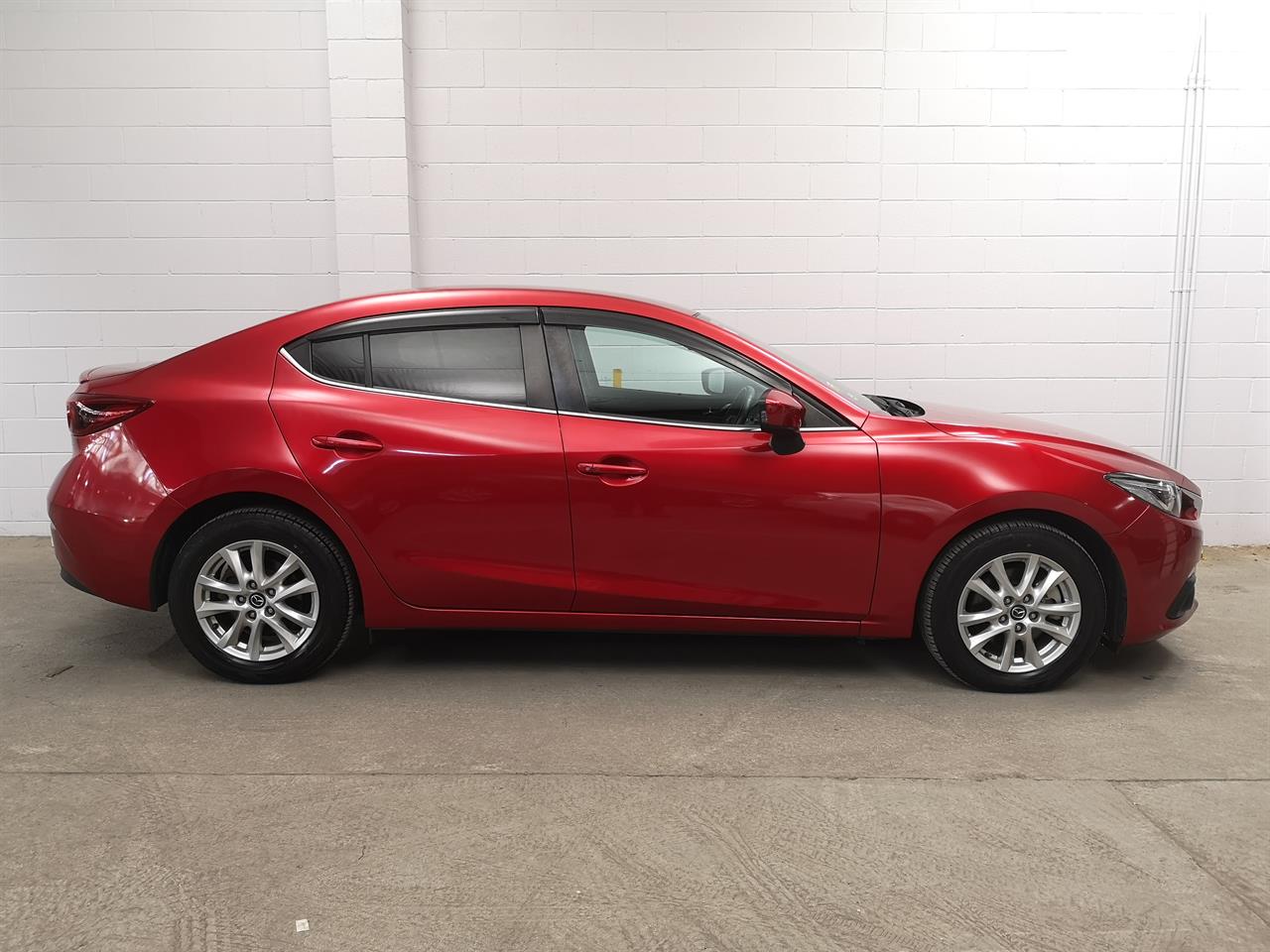 2015 Mazda Axela