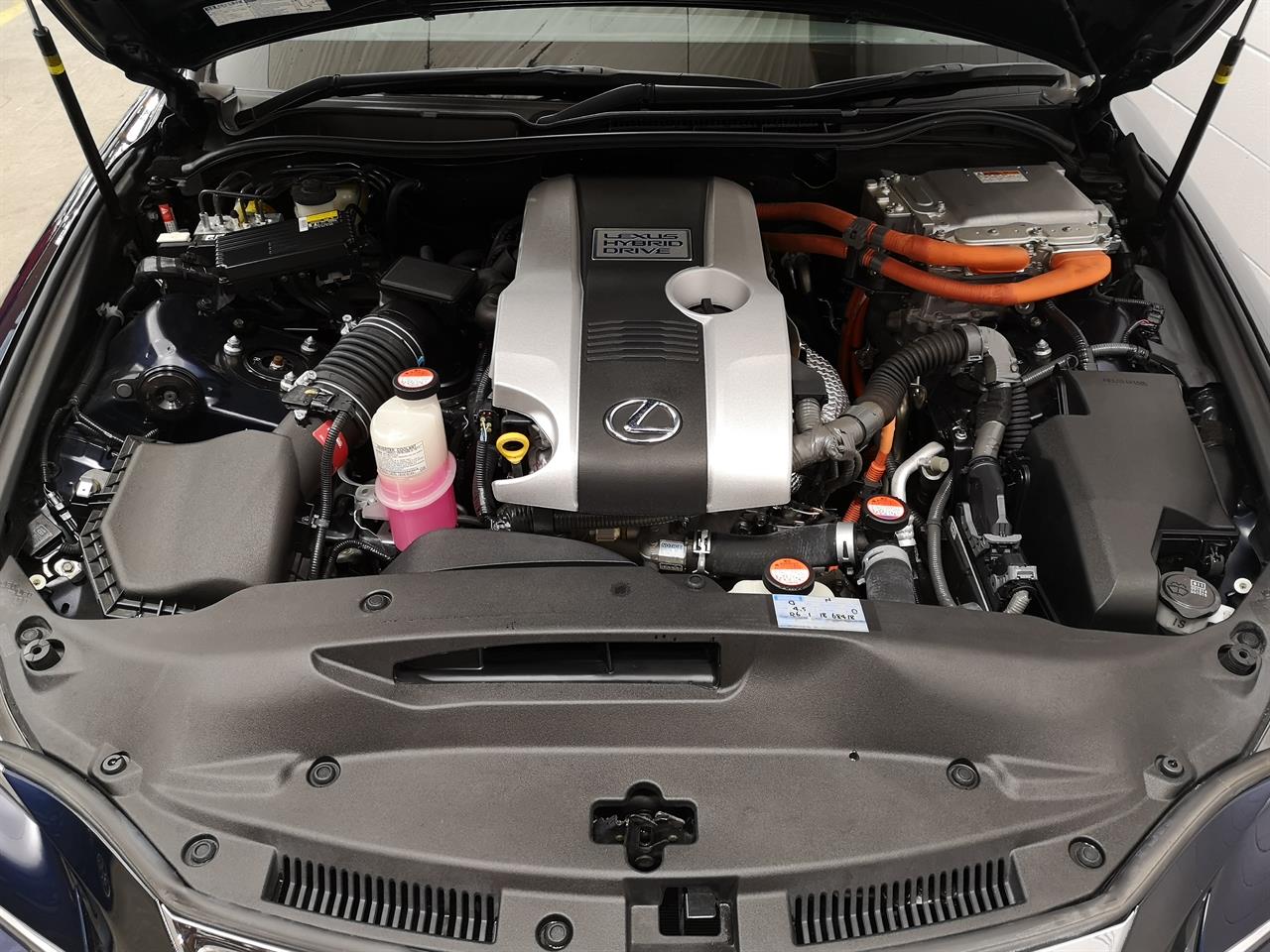 2015 Lexus IS 300H