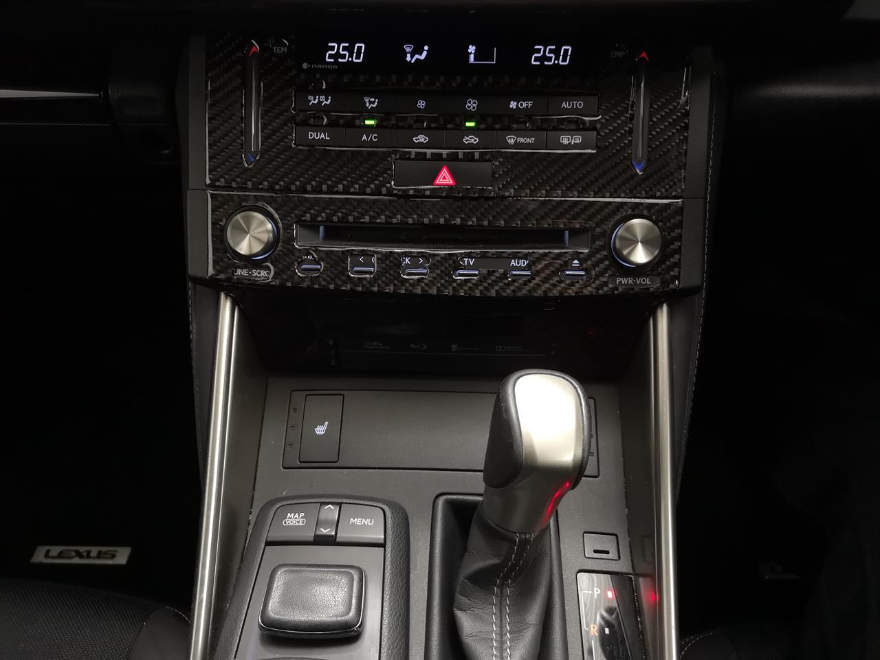 2015 Lexus IS 300H