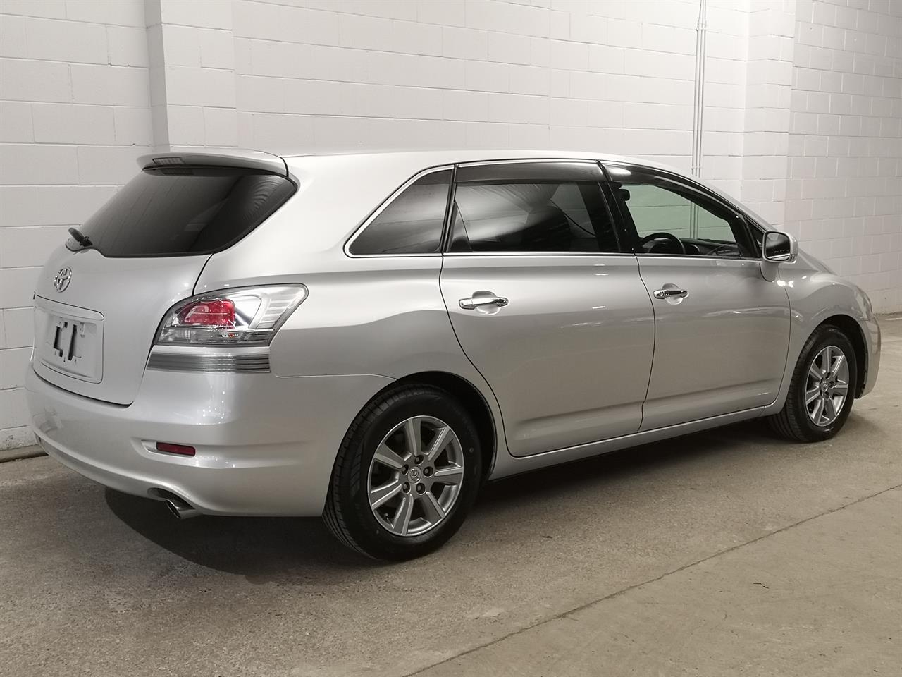 2012 Toyota Mark-X