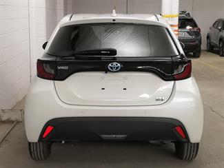 2022 Toyota Yaris - Thumbnail