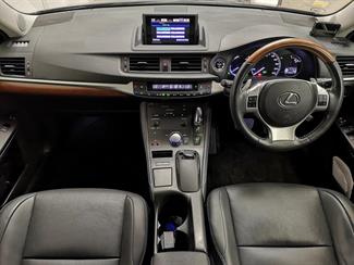 2013 Lexus CT 200H - Thumbnail