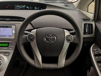 2013 Toyota Prius - Thumbnail