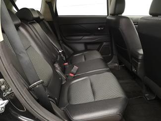 2015 Mitsubishi Outlander - Thumbnail