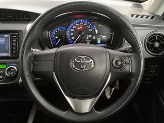 2017 Toyota Corolla - Thumbnail
