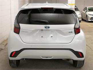 2022 Toyota Aqua - Thumbnail
