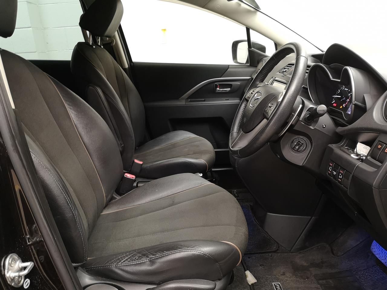2013 Mazda Premacy