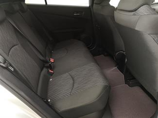 2018 Toyota Prius - Thumbnail