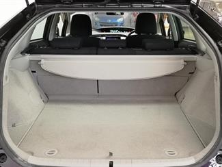 2015 Toyota Prius - Thumbnail