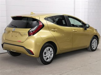 2024 Toyota Aqua - Thumbnail