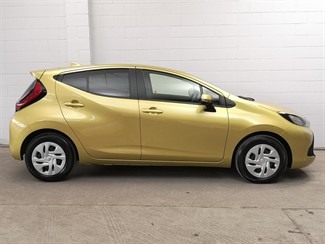 2024 Toyota Aqua - Thumbnail