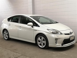 2012 Toyota Prius - Thumbnail