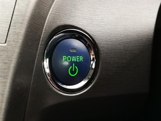 2012 Toyota Prius - Thumbnail