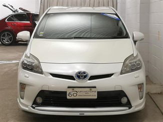 2012 Toyota Prius - Thumbnail