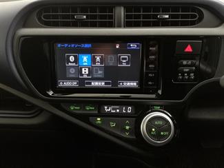 2016 Toyota Aqua - Thumbnail