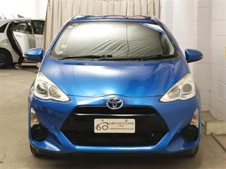 2016 Toyota Aqua - Thumbnail