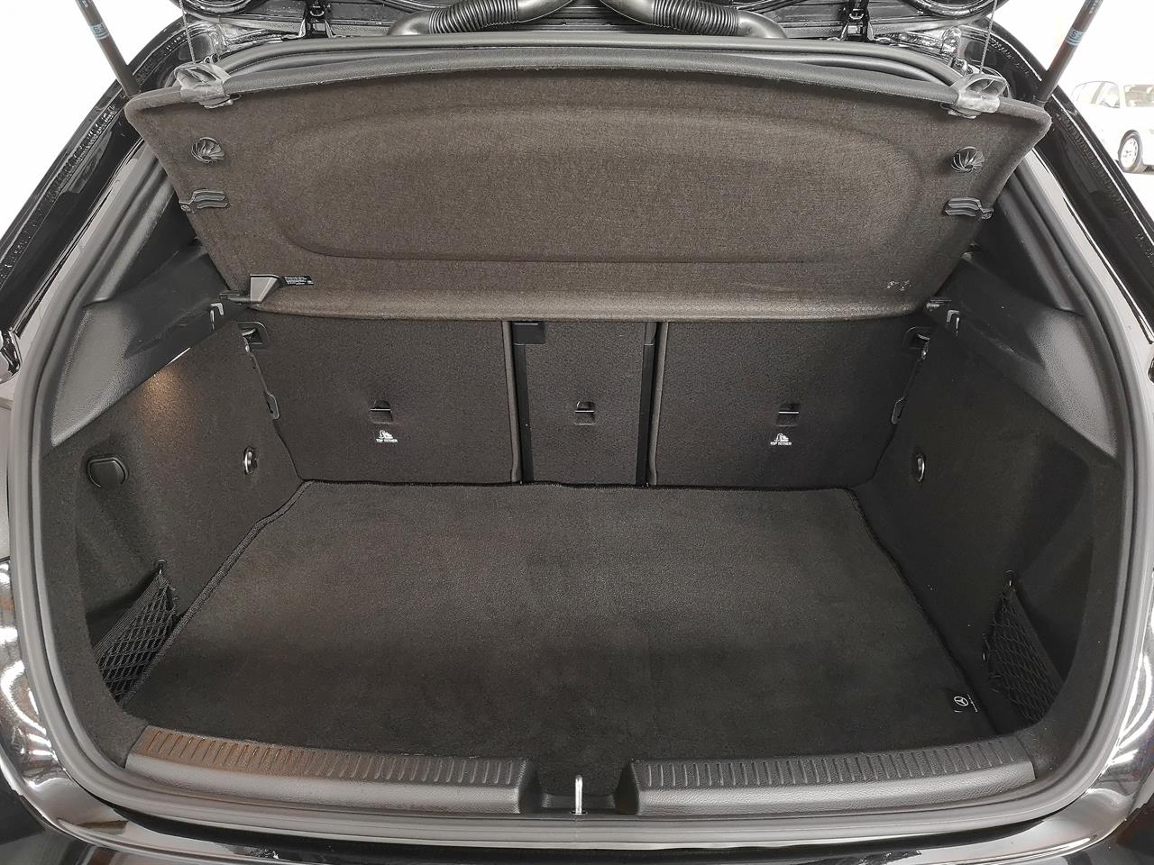 2020 Mercedes-Benz A 180