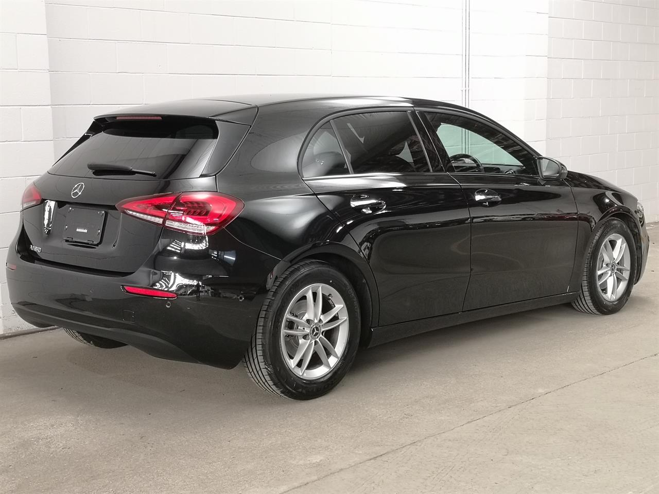 2020 Mercedes-Benz A 180