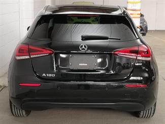 2020 Mercedes-Benz A 180 - Thumbnail