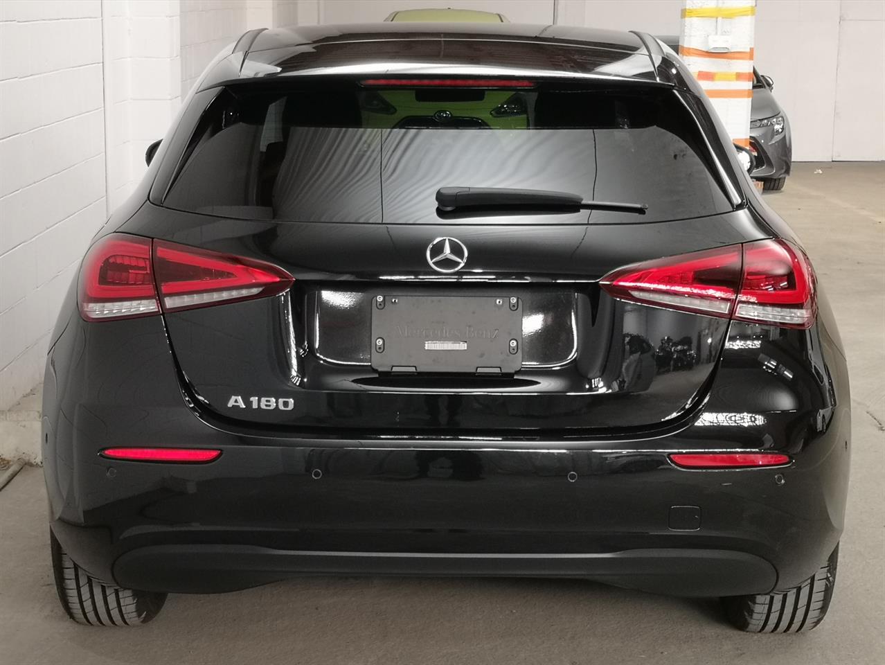 2020 Mercedes-Benz A 180