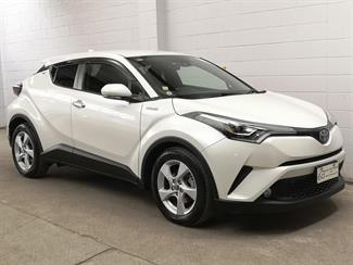 2018 Toyota C-HR - Thumbnail