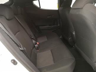 2018 Toyota C-HR - Thumbnail