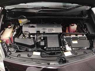 2015 Toyota Prius - Thumbnail