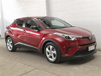 2017 Toyota C-HR - Thumbnail