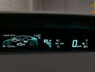 2015 Toyota Prius - Thumbnail