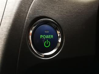 2015 Toyota Prius - Thumbnail
