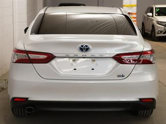 2018 Toyota Camry - Thumbnail