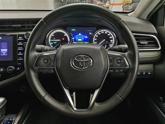 2018 Toyota Camry - Thumbnail