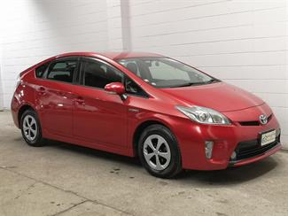 2013 Toyota Prius - Thumbnail