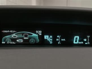 2013 Toyota Prius - Thumbnail